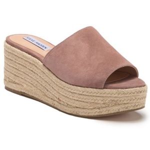 Steve Madden Rorie Wedge Sandal Tan
Suede - NEW